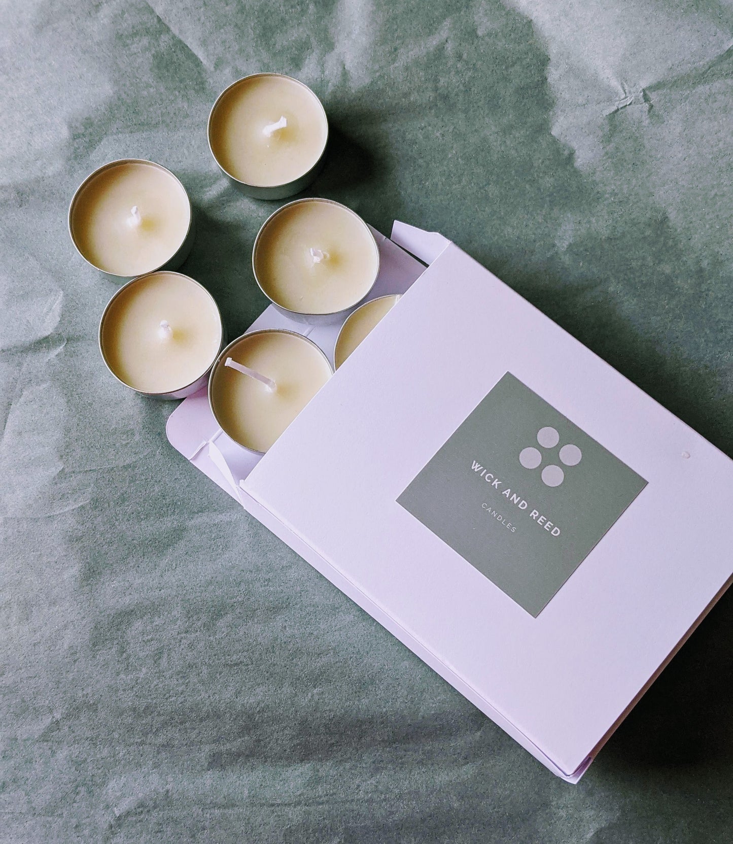 Velvet Jacket Candle