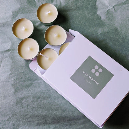 Blackcurrant and Agarwood Candle