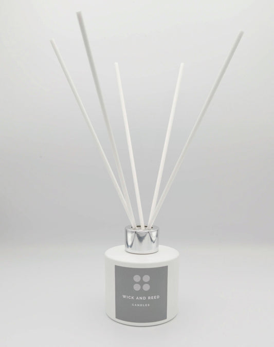 Woodsmoke and Leather Reed Diffuser