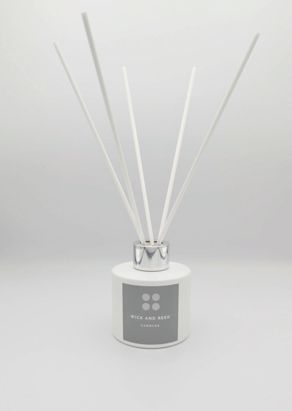 Sandalwood and Black Pepper Reed Diffuser